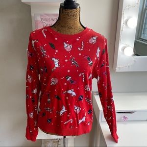 🦋H&M Red Christmas Themed Shirt Size Medium